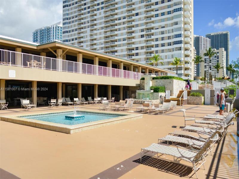 Condo for sale at The Hemispheres 21G