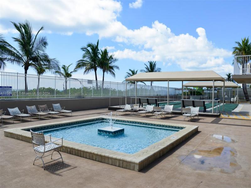 Condo for sale at The Hemispheres 21G