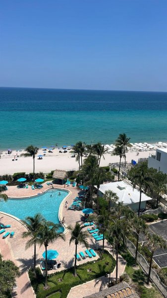 Tides Hollywood Beach Apt #10J