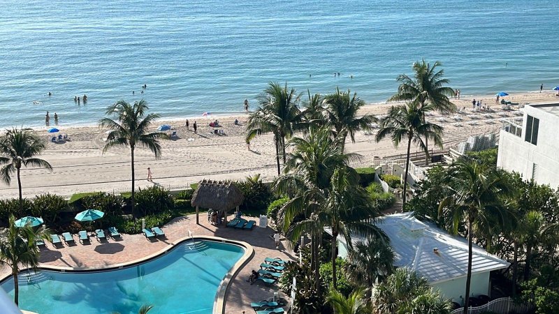 Condo for sale at Tides Hollywood Beach 10j