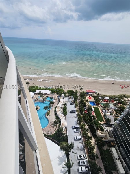 Condo for sale at Trump International Sonesta Beach Resort 2112