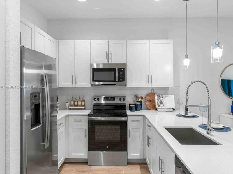 Property photo # 2