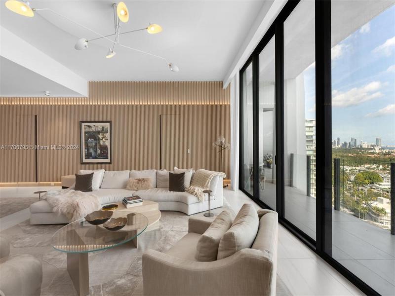 Comprar apartamento no One Park Grove 20BC