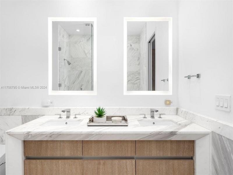 Comprar apartamento no One Park Grove 20BC