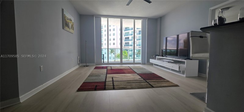 360 Condominium West Apt #806