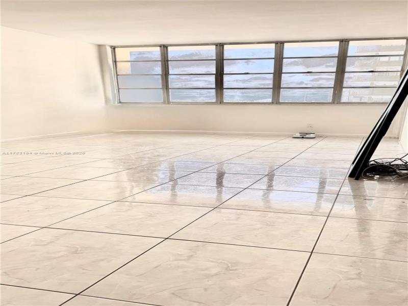 Condo for sale at Imperial Towers 506