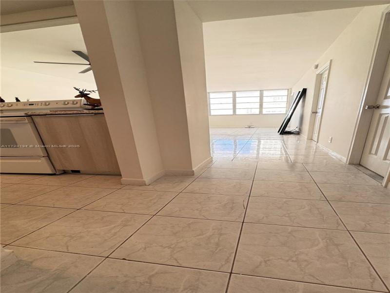 Condo for sale at Imperial Towers 506
