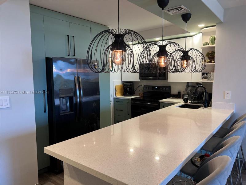 Condo for sale at Olympus Towers 504