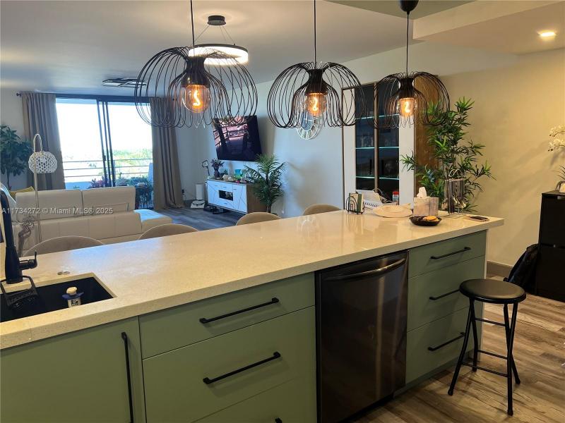 Condo for sale at Olympus Towers 504