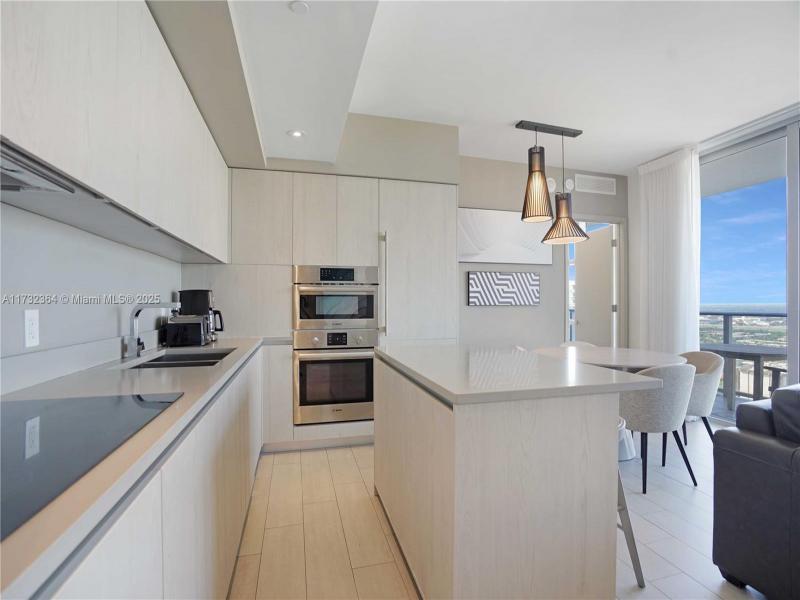 Condo for sale at Hyde Beach House R2604