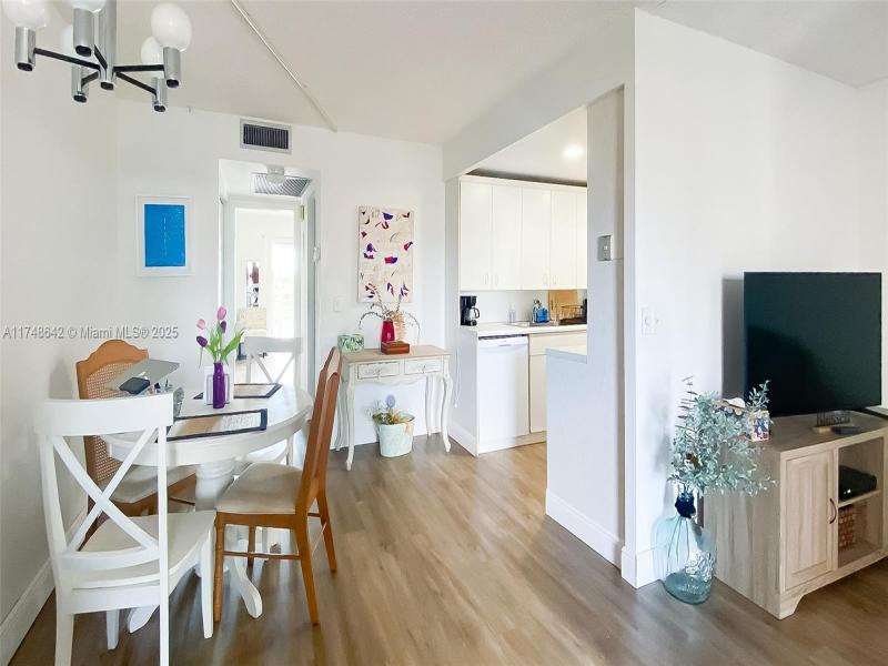 Property photo # 7