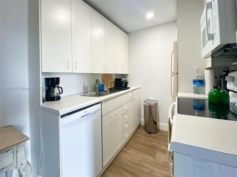 Property photo # 4