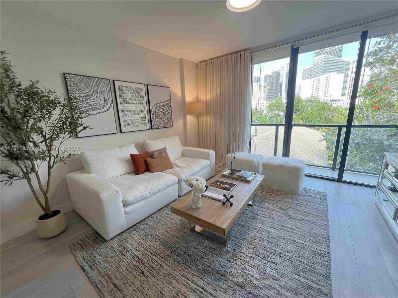 Property photo # 8