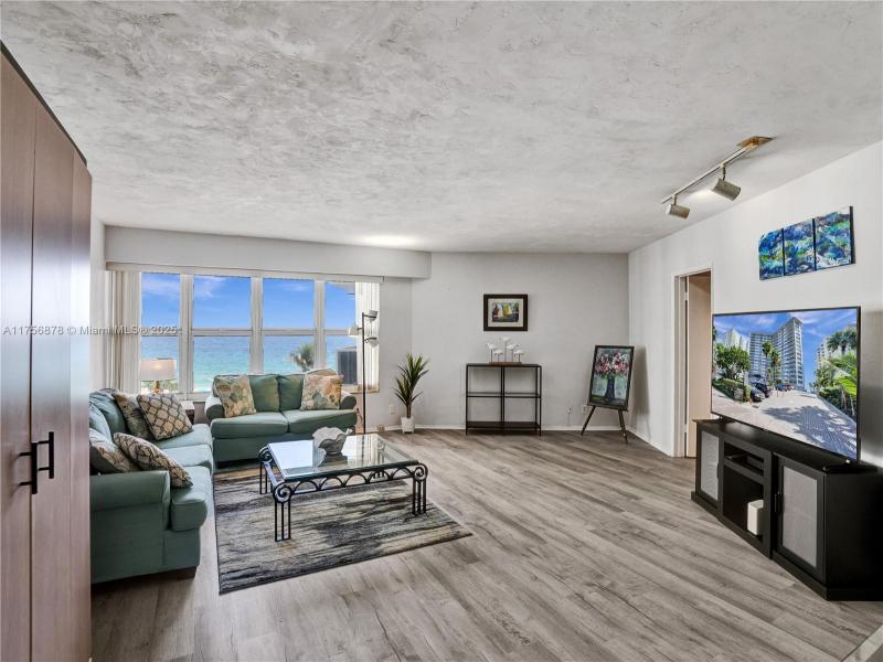 Condo for sale at Royal Ambassador 402