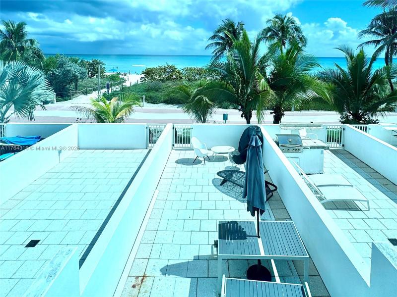 Castle Beach Club Apt #TH-11