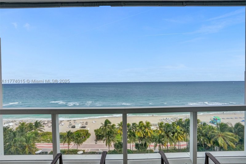 Fontainebleau III Apt #913/914