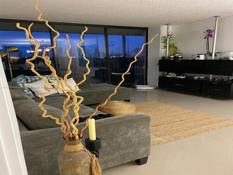 Comprar apartamento en Coronado I 905