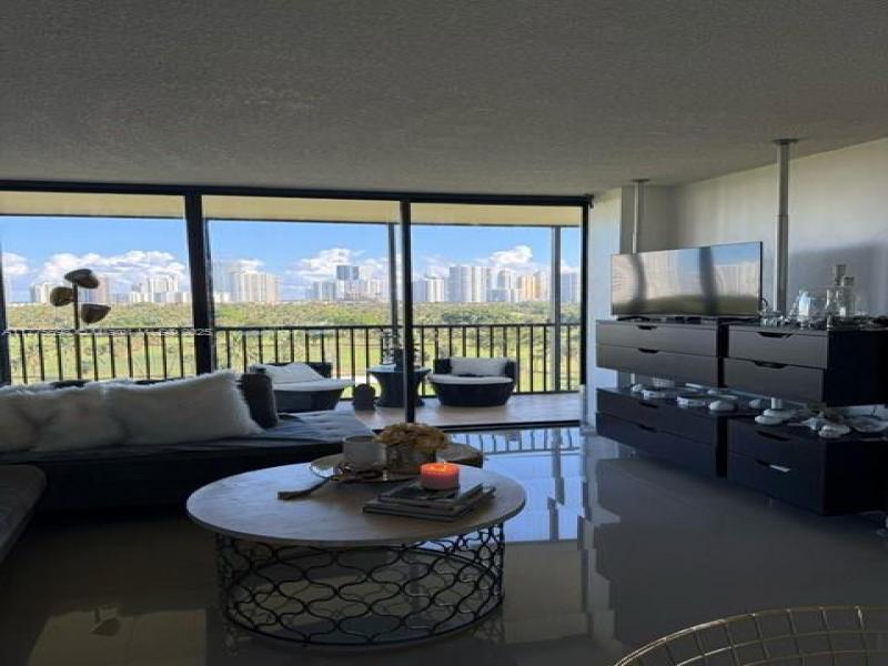 Comprar apartamento en Coronado I 905