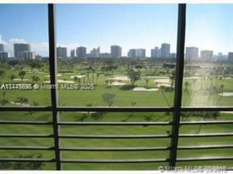 Comprar apartamento en Coronado I 905
