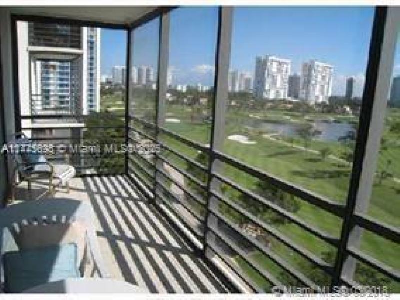 Comprar apartamento en Coronado I 905