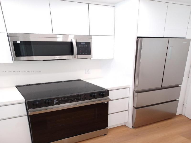 Comprar apartamento en Triton Towers 1218