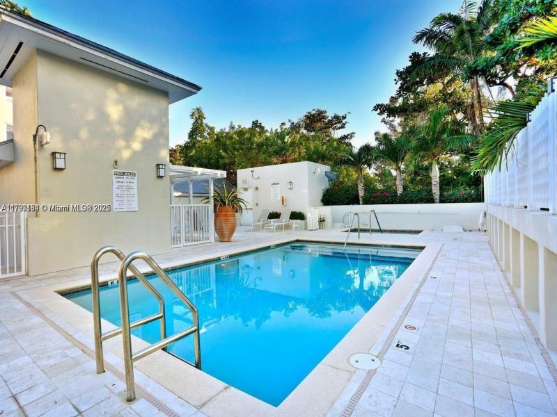 Property photo # 2