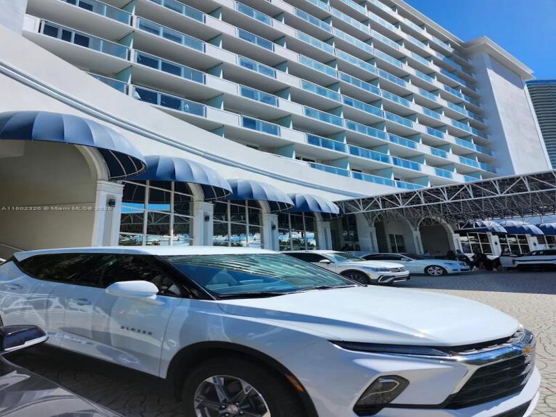 Condo for sale at Aventura Beach Club 1105