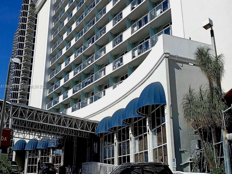 Condo for sale at Aventura Beach Club 1105