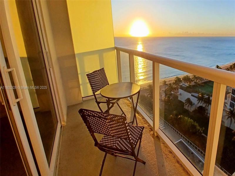 Condo for sale at Aventura Beach Club 1105