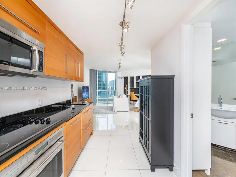 Property photo # 9