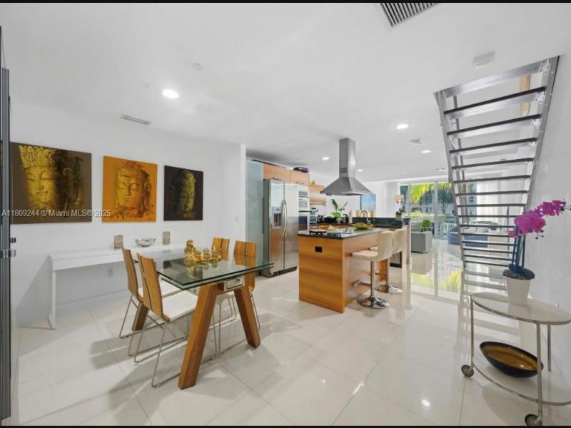 Property photo # 6