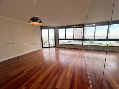 Brickell Key One Apt #A811