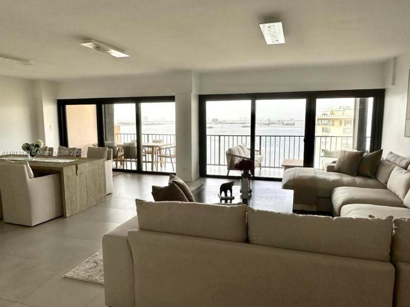 Property photo # 8