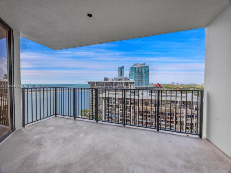 Property photo # 6