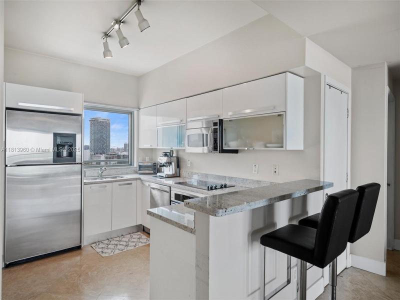 Property photo # 6