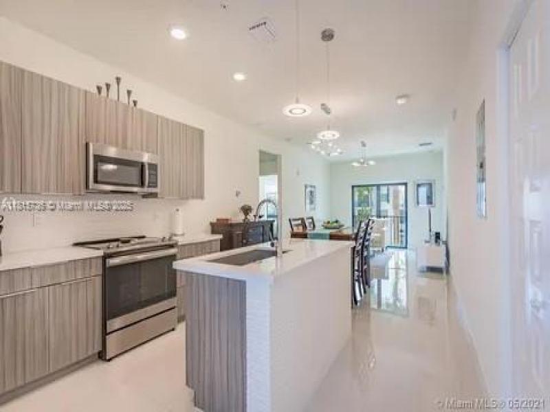 Property photo # 4
