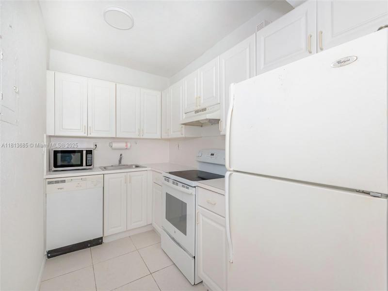 Property photo # 6