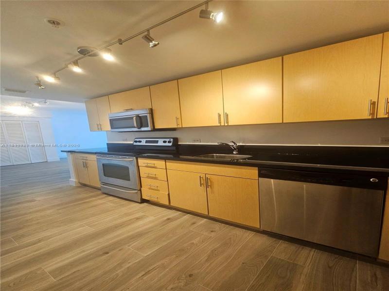 Property photo # 2