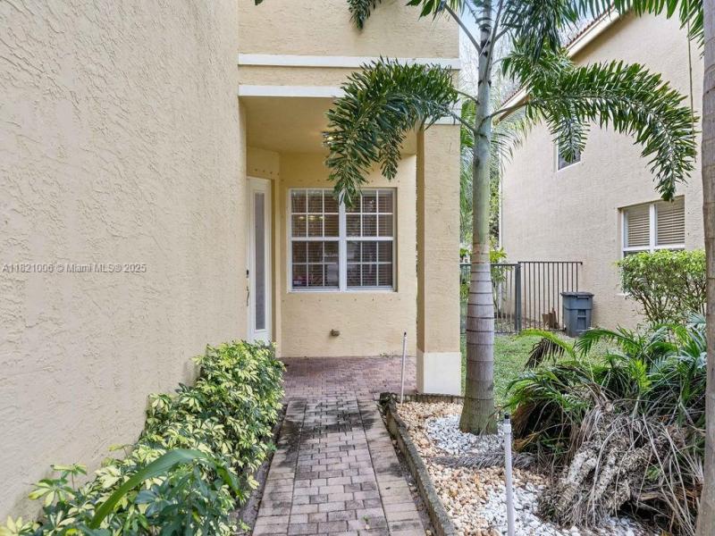 Property photo # 2