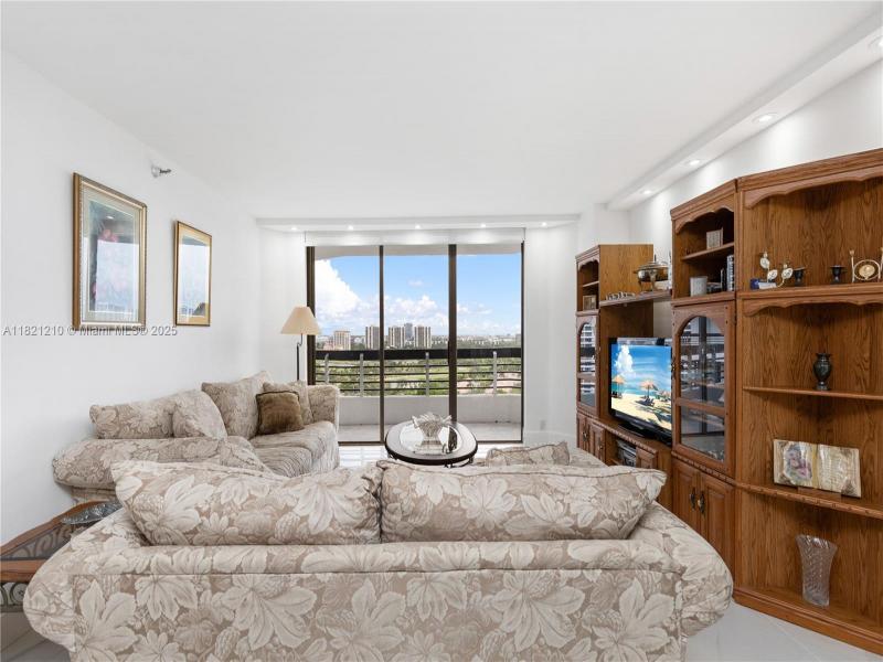 Property photo # 2