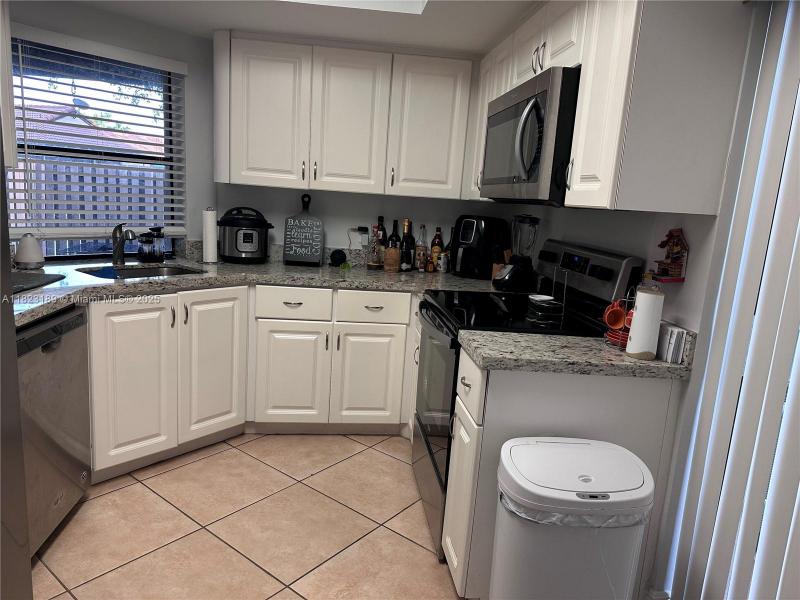 Property photo # 6