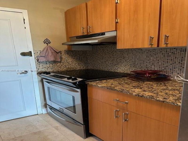 Property photo # 9