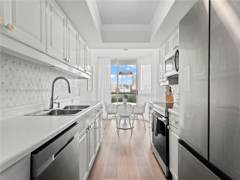 Property photo # 9