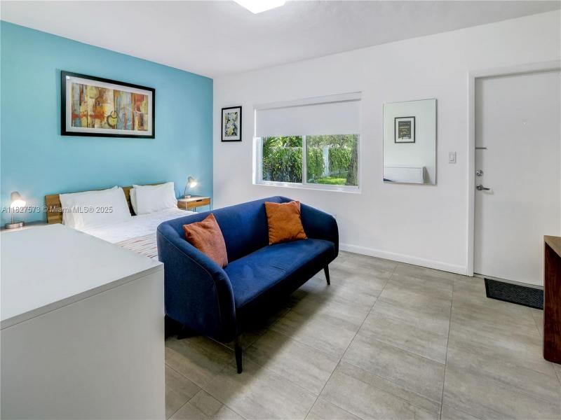 Property photo # 9