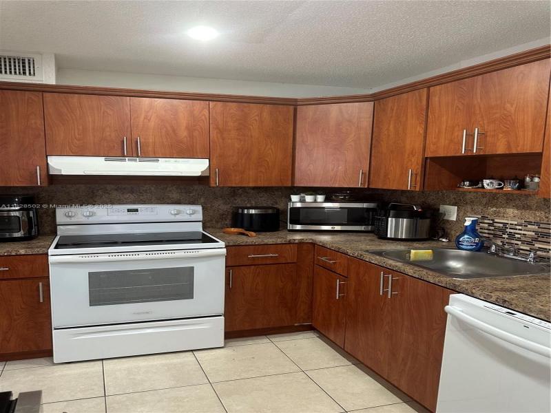 Property photo # 6