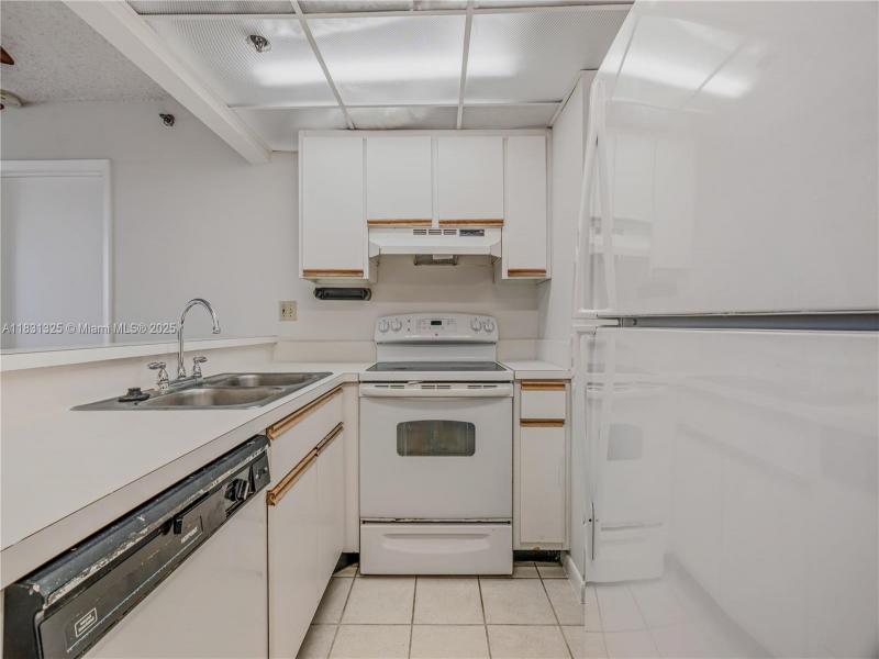 Property photo # 7
