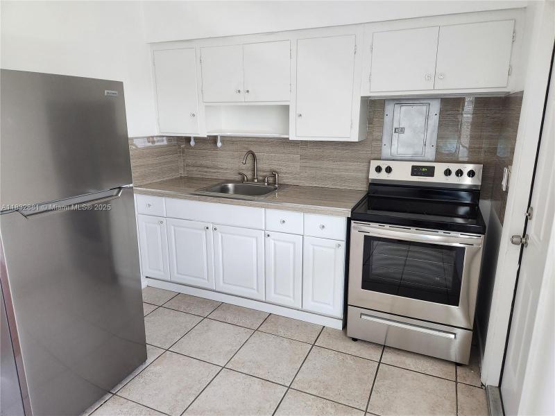 Property photo # 8