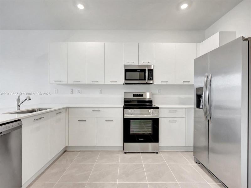 Property photo # 3