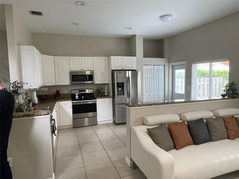 Property photo # 6