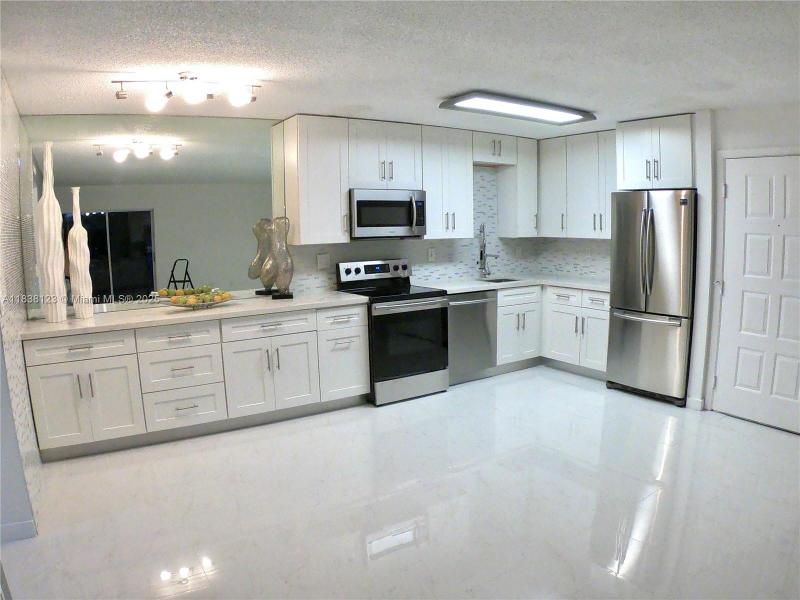 Property photo # 9